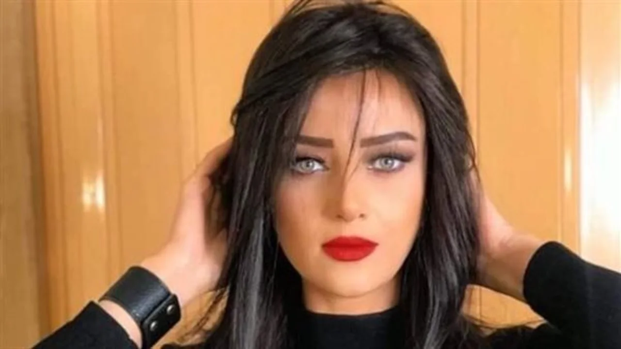 إطلالة مثيرة.. تعليقات ساخرة تلاحق رضوى الشربيني بعد حفل العاصمة الإدارية اليوم